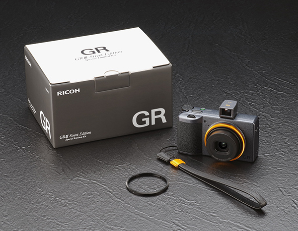 RICOH GR III Street Edition Special Limited Kit: A limited 